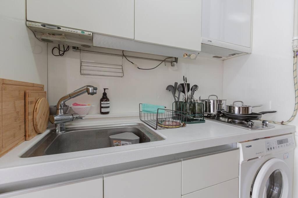 Apartment Mirae_stay 52 New Open 1 Queen + 2 Single Beds *