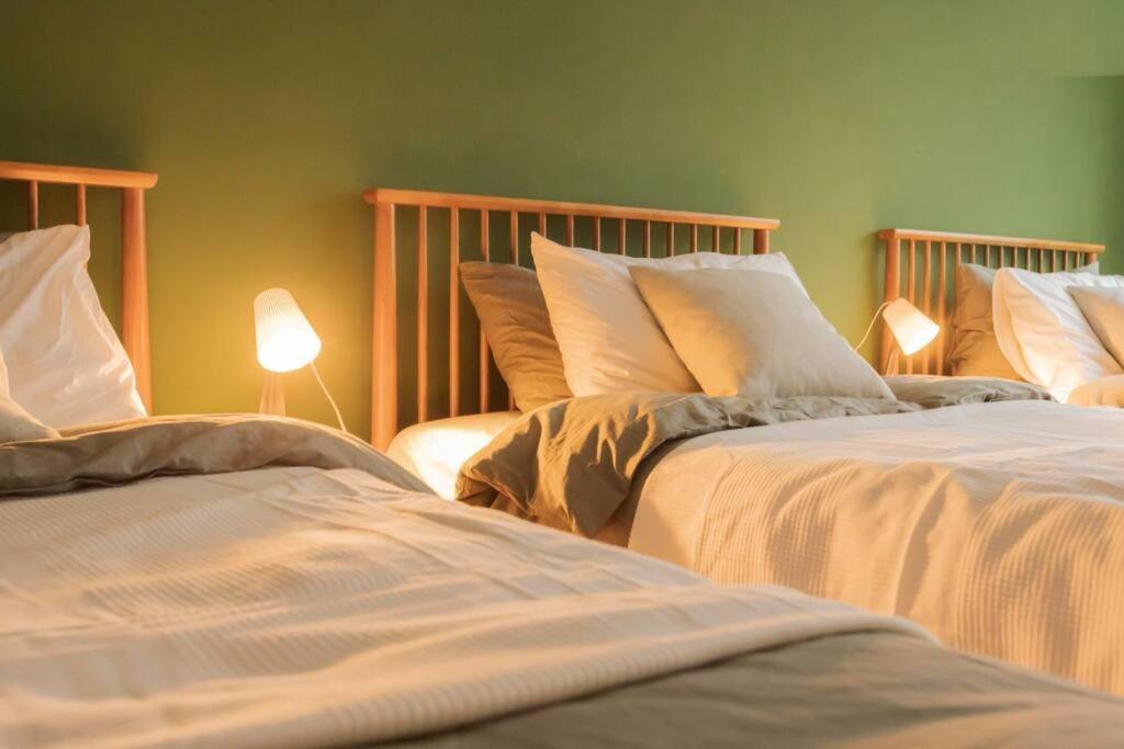 Mirae_stay 52 New Open 1 Queen + 2 Single Beds Apartment